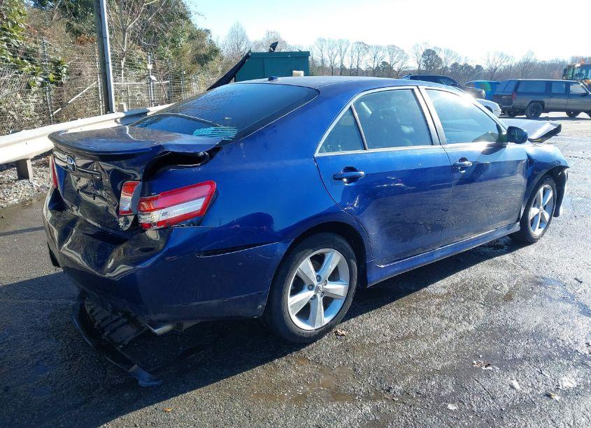 Photo 4 of 2011 Toyota Camry SE (VIN 4T1BF3EK7BU630818)