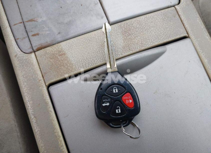 Photo 11 of 2011 Toyota Camry LE (VIN 4T1BF3EK7BU633380)