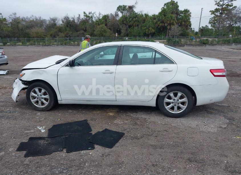 Photo 14 of 2011 Toyota Camry LE (VIN 4T1BF3EK7BU633380)