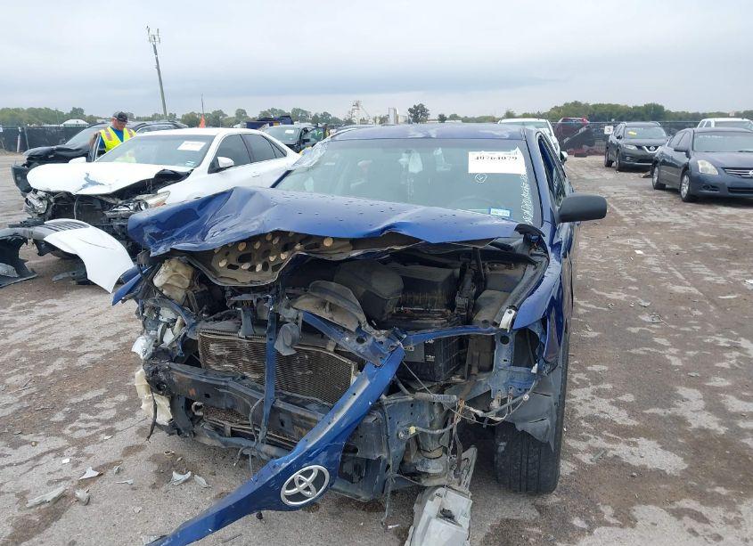 Photo 2 of 2011 Toyota Camry SE (VIN 4T1BF3EK7BU683440)