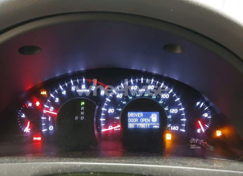 Photo 7 of 2011 Toyota Camry XLE (VIN 4T1BF3EK7BU703086)