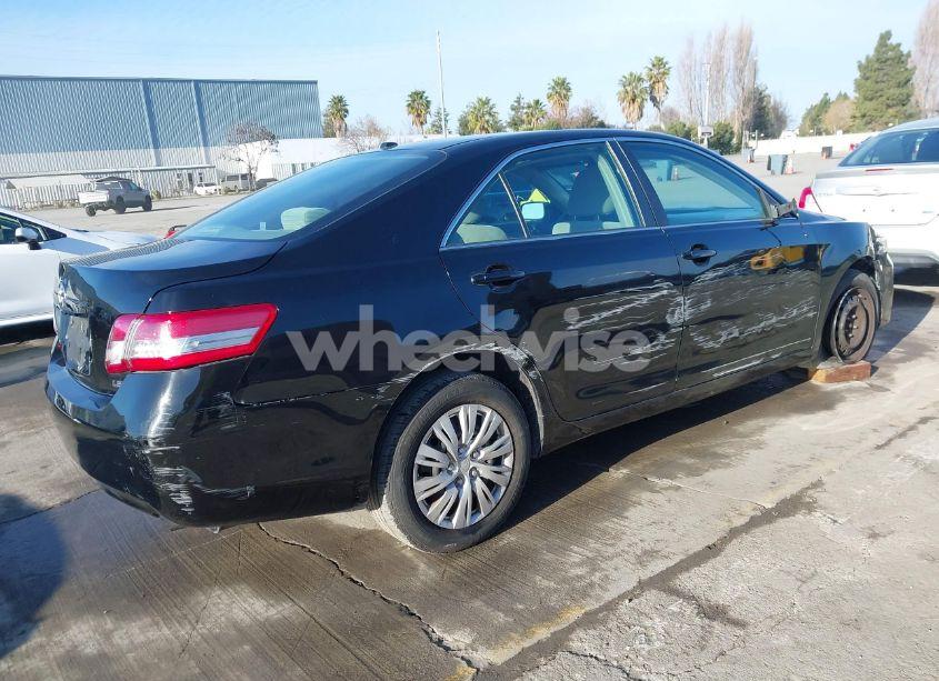 Photo 4 of 2011 Toyota Camry LE (VIN 4T1BF3EK7BU711172)