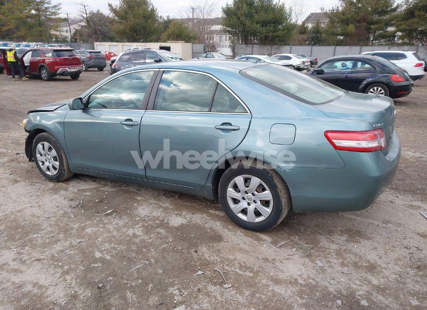 Photo 3 of 2011 Toyota Camry LE (VIN 4T1BF3EK7BU749954)