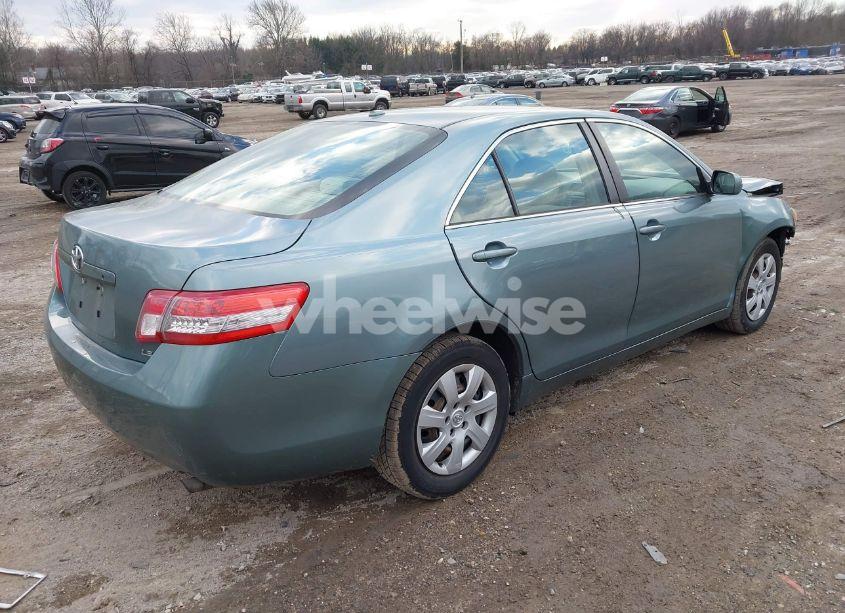 Photo 4 of 2011 Toyota Camry LE (VIN 4T1BF3EK7BU749954)