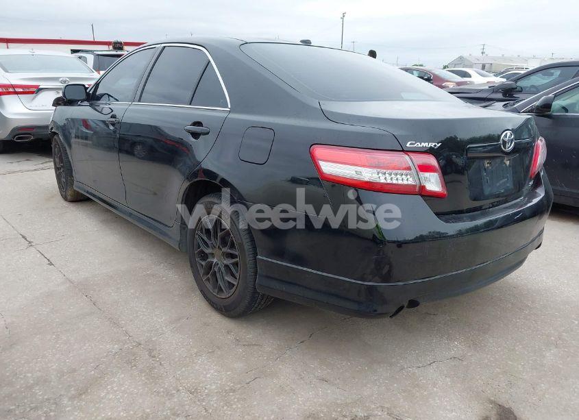 Photo 3 of 2010 Toyota Camry SE (VIN 4T1BF3EK8AU012244)