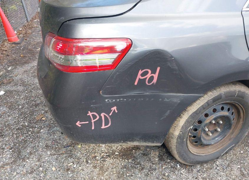 Photo 16 of 2010 Toyota Camry LE (VIN 4T1BF3EK8AU013801)