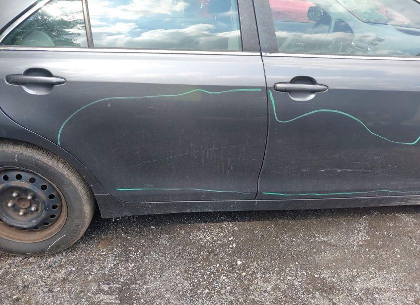 Photo 17 of 2010 Toyota Camry LE (VIN 4T1BF3EK8AU013801)