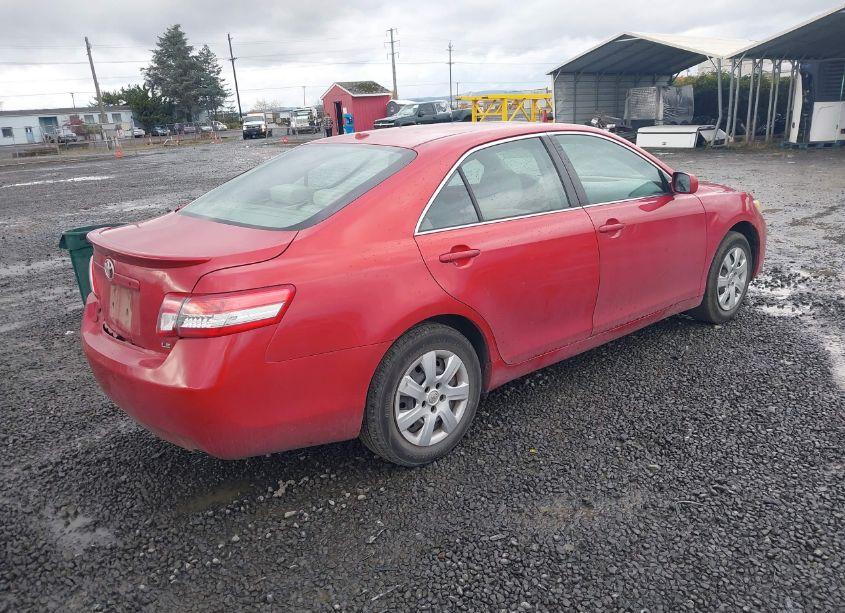 Photo 4 of 2010 Toyota Camry LE (VIN 4T1BF3EK8AU024989)