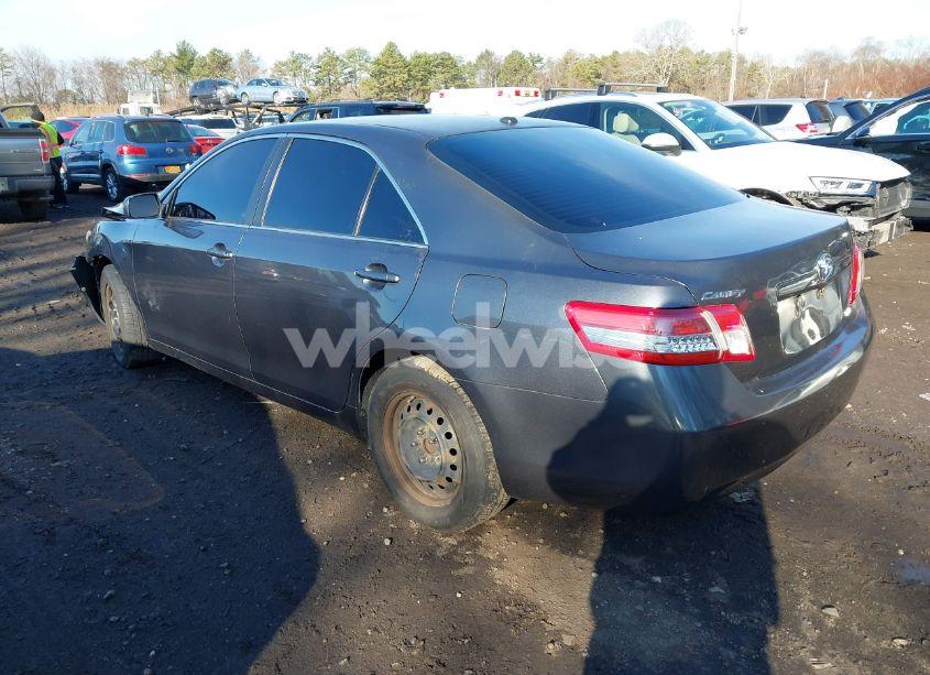 Photo 3 of 2010 Toyota Camry LE (VIN 4T1BF3EK8AU027276)