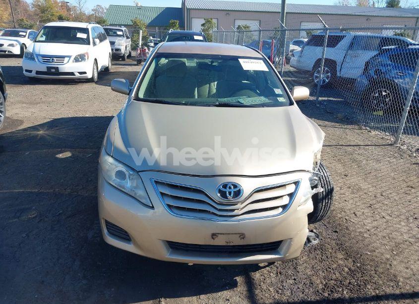 Photo 13 of 2010 Toyota Camry LE (VIN 4T1BF3EK8AU029903)