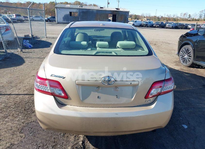 Photo 17 of 2010 Toyota Camry LE (VIN 4T1BF3EK8AU029903)