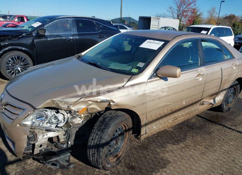 Photo 6 of 2010 Toyota Camry LE (VIN 4T1BF3EK8AU029903)