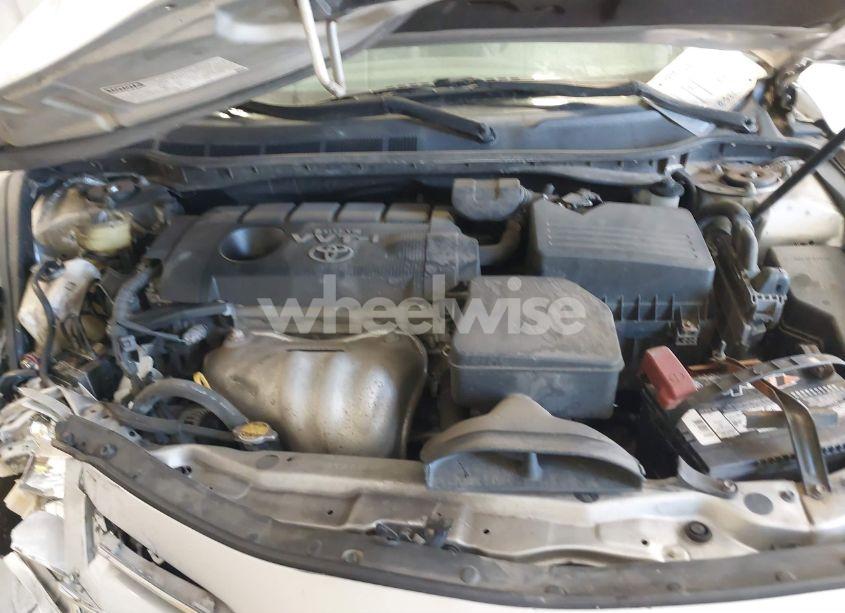 Photo 10 of 2010 Toyota Camry XLE (VIN 4T1BF3EK8AU034647)