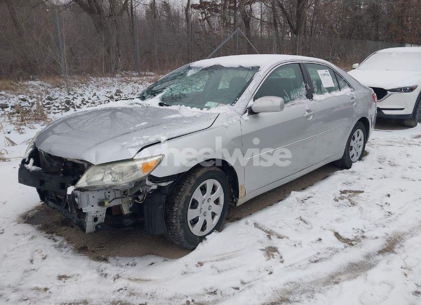 Photo 2 of 2010 Toyota Camry LE (VIN 4T1BF3EK8AU036222)