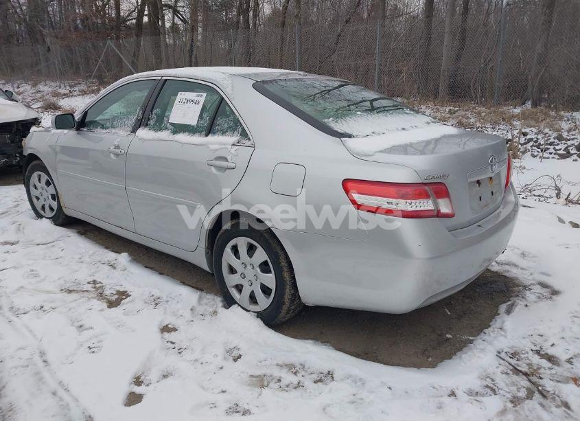 Photo 3 of 2010 Toyota Camry LE (VIN 4T1BF3EK8AU036222)