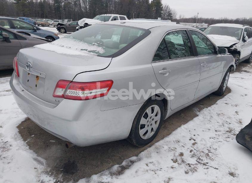 Photo 4 of 2010 Toyota Camry LE (VIN 4T1BF3EK8AU036222)