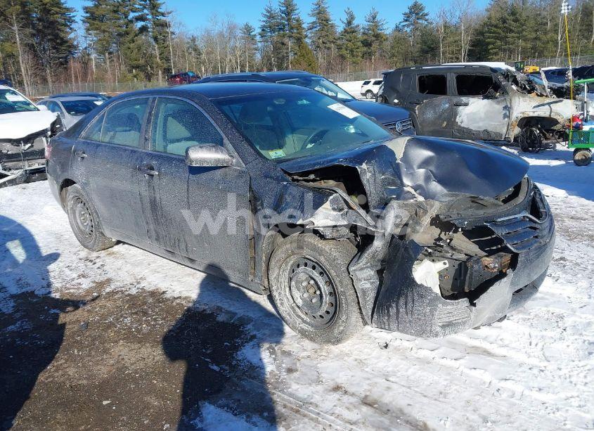 2010 Toyota Camry LE (VIN 4T1BF3EK8AU053618) main photo