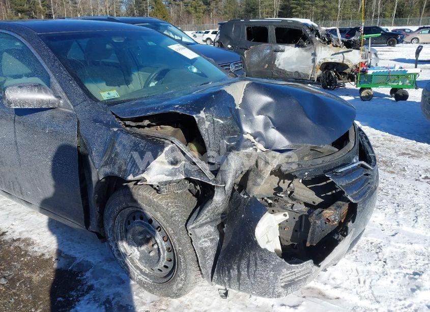 Photo 6 of 2010 Toyota Camry LE (VIN 4T1BF3EK8AU053618)