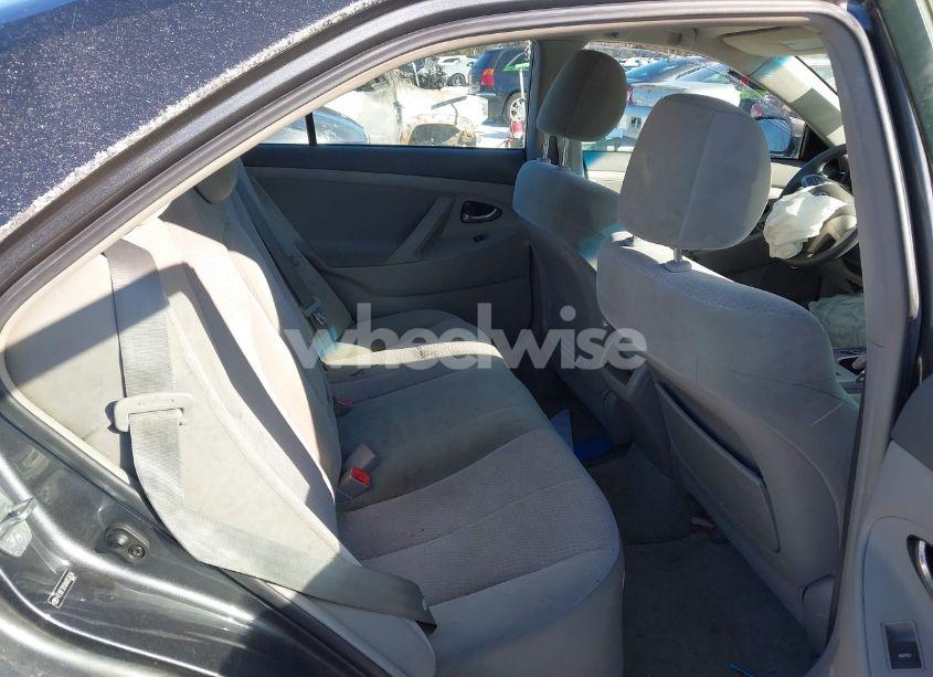 Photo 8 of 2010 Toyota Camry LE (VIN 4T1BF3EK8AU053618)