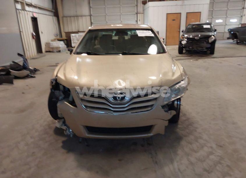 Photo 12 of 2010 Toyota Camry LE (VIN 4T1BF3EK8AU053893)