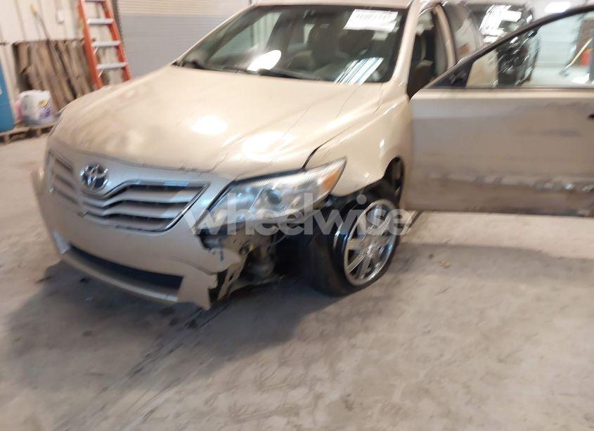 Photo 6 of 2010 Toyota Camry LE (VIN 4T1BF3EK8AU053893)