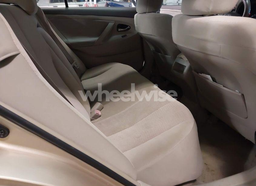 Photo 8 of 2010 Toyota Camry LE (VIN 4T1BF3EK8AU053893)