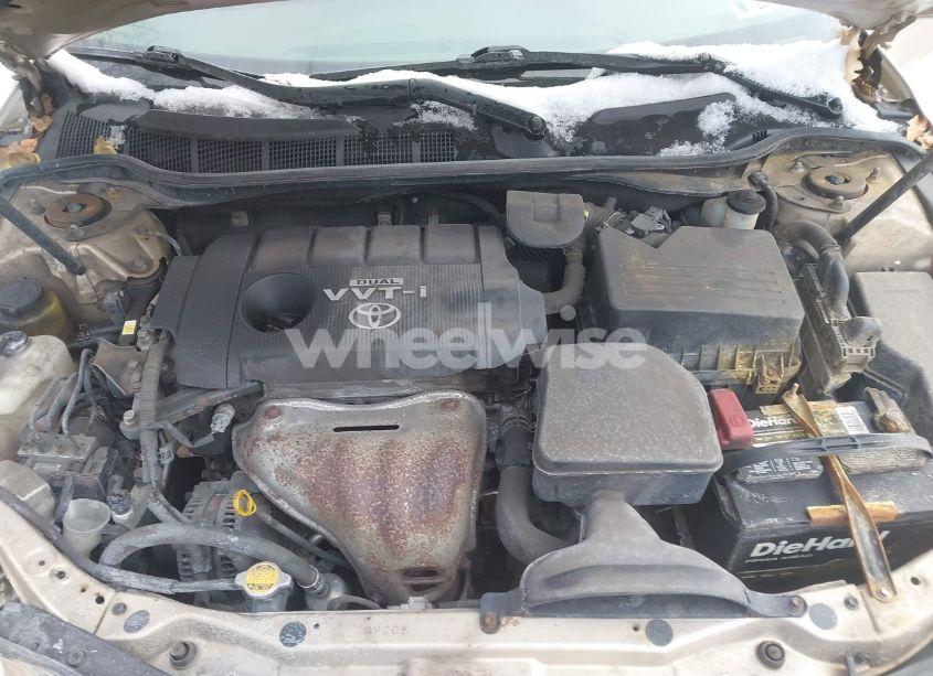 Photo 10 of 2010 Toyota Camry LE (VIN 4T1BF3EK8AU058284)