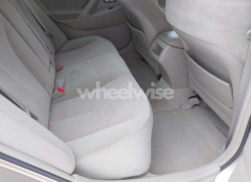 Photo 8 of 2010 Toyota Camry LE (VIN 4T1BF3EK8AU058284)