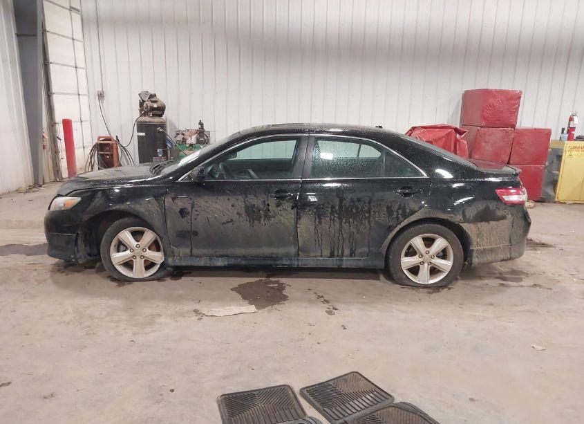 Photo 14 of 2010 Toyota Camry SE (VIN 4T1BF3EK8AU062531)