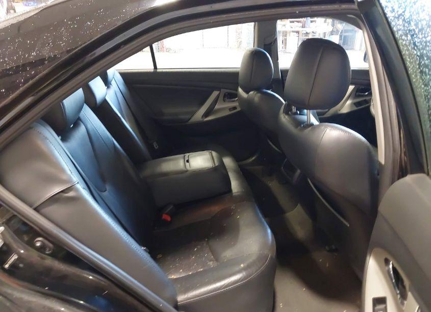 Photo 8 of 2010 Toyota Camry SE (VIN 4T1BF3EK8AU062531)