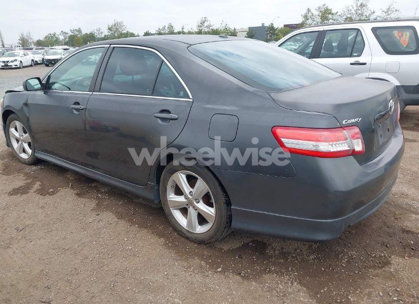 Photo 3 of 2010 Toyota Camry SE (VIN 4T1BF3EK8AU066224)