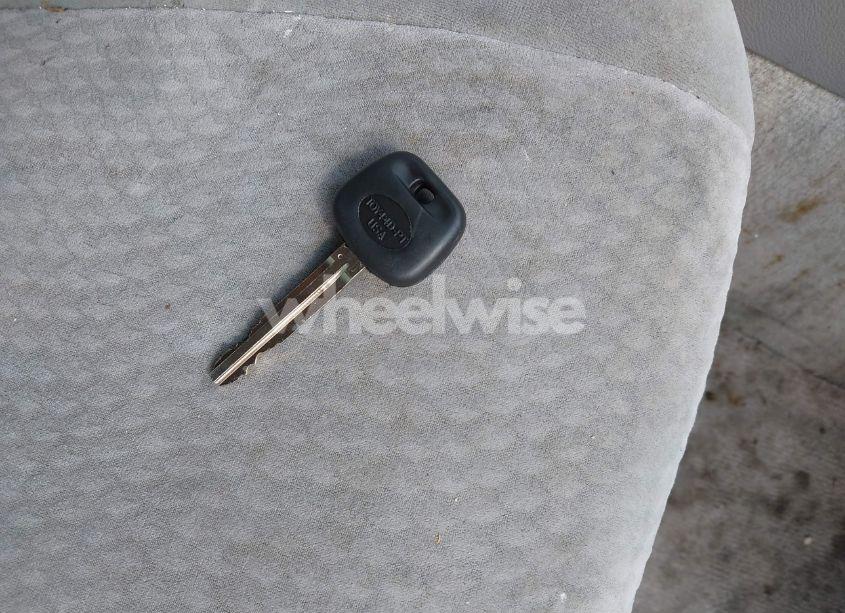 Photo 11 of 2010 Toyota Camry LE (VIN 4T1BF3EK8AU066997)