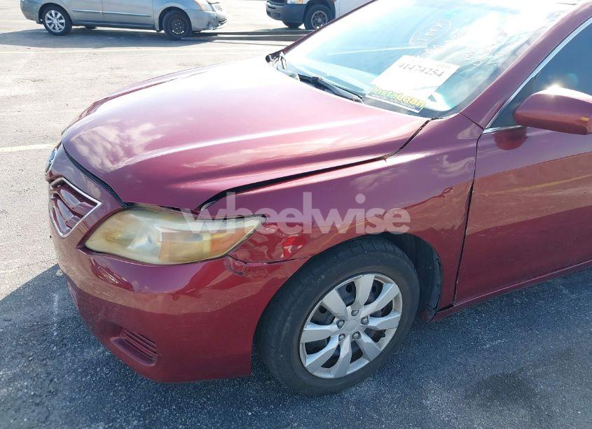 Photo 12 of 2010 Toyota Camry LE (VIN 4T1BF3EK8AU066997)