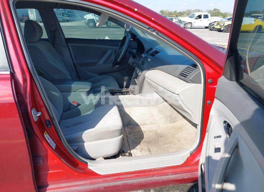 Photo 5 of 2010 Toyota Camry LE (VIN 4T1BF3EK8AU066997)