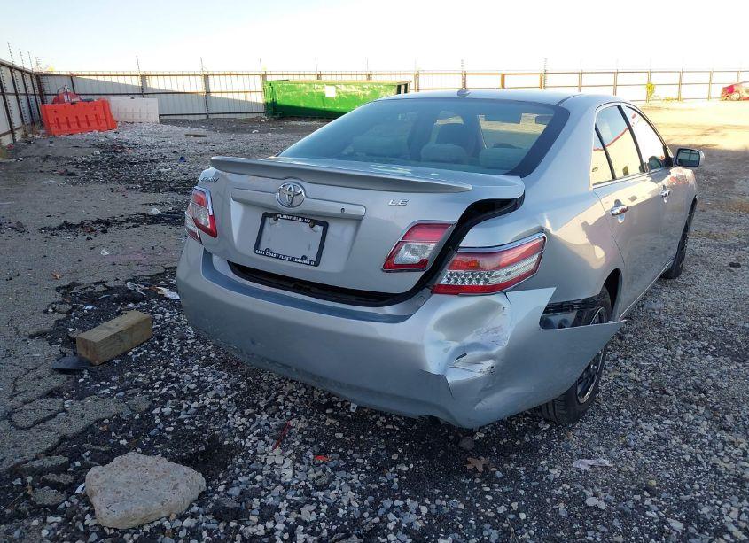 Photo 6 of 2010 Toyota Camry LE (VIN 4T1BF3EK8AU067079)