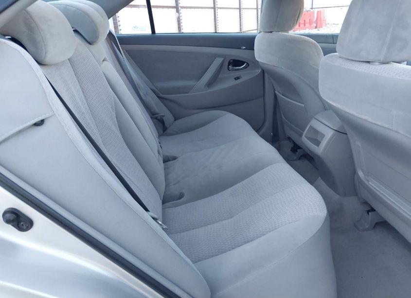 Photo 8 of 2010 Toyota Camry LE (VIN 4T1BF3EK8AU067079)