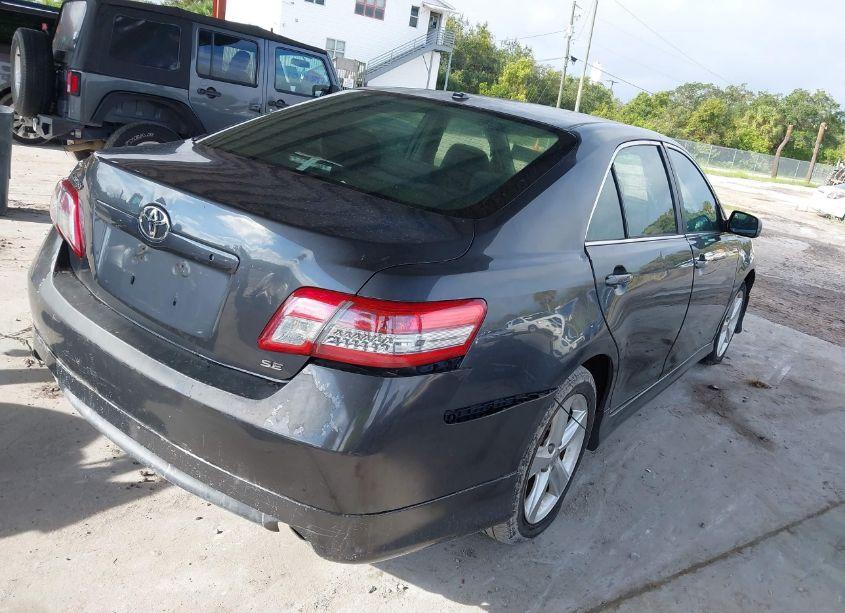 Photo 4 of 2010 Toyota Camry SE (VIN 4T1BF3EK8AU506684)