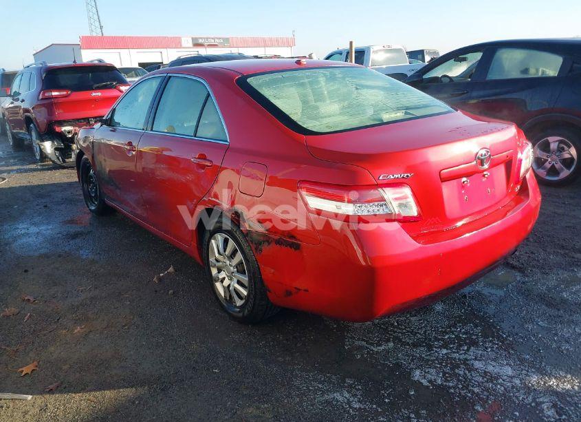 Photo 3 of 2010 Toyota Camry LE (VIN 4T1BF3EK8AU513277)