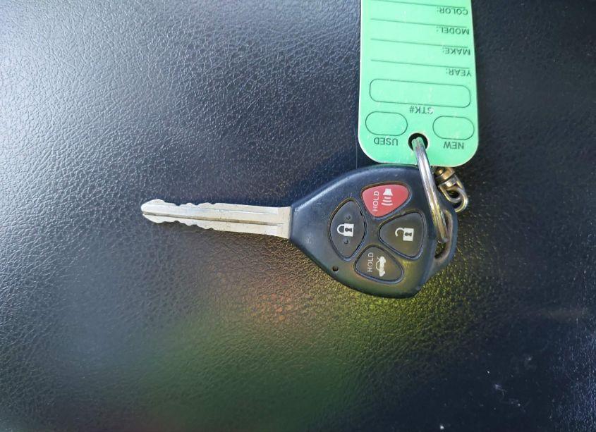 Photo 11 of 2010 Toyota Camry SE (VIN 4T1BF3EK8AU517961)