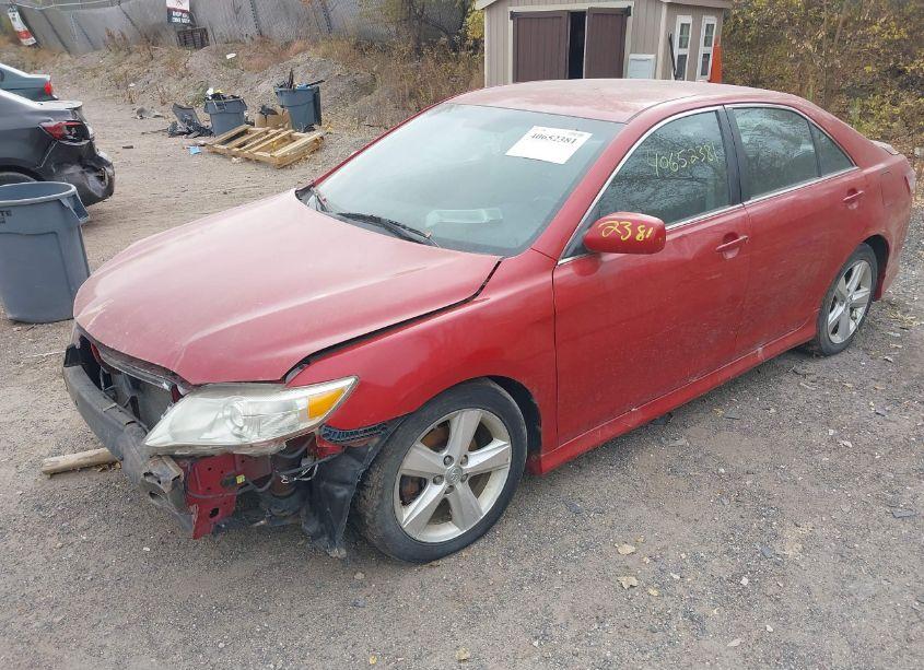 Photo 2 of 2010 Toyota Camry SE (VIN 4T1BF3EK8AU517961)