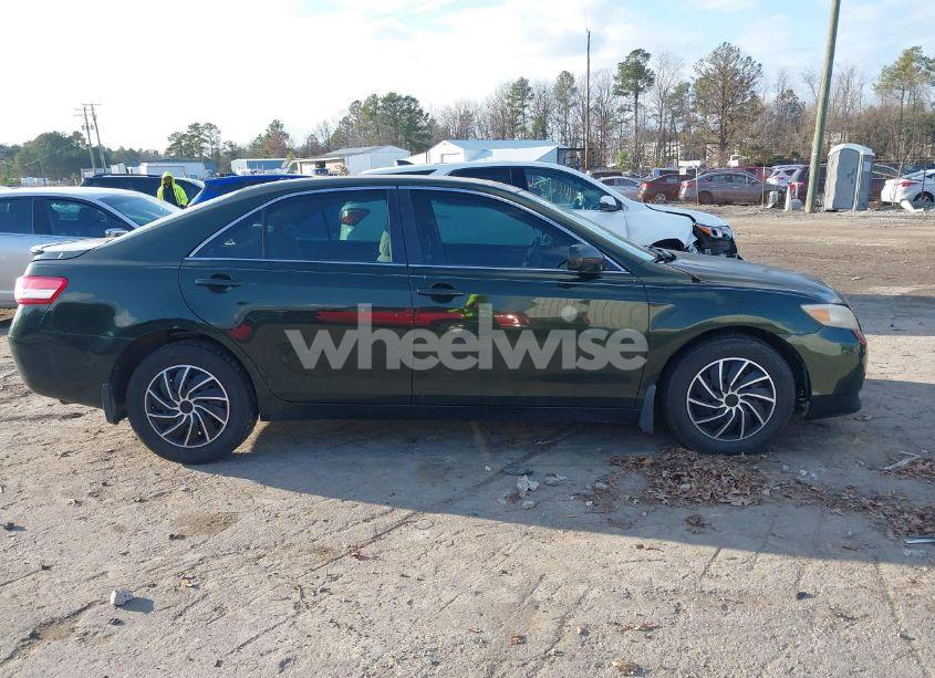 Photo 13 of 2010 Toyota Camry LE (VIN 4T1BF3EK8AU524408)