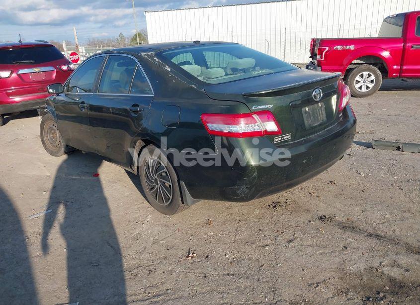 Photo 3 of 2010 Toyota Camry LE (VIN 4T1BF3EK8AU524408)
