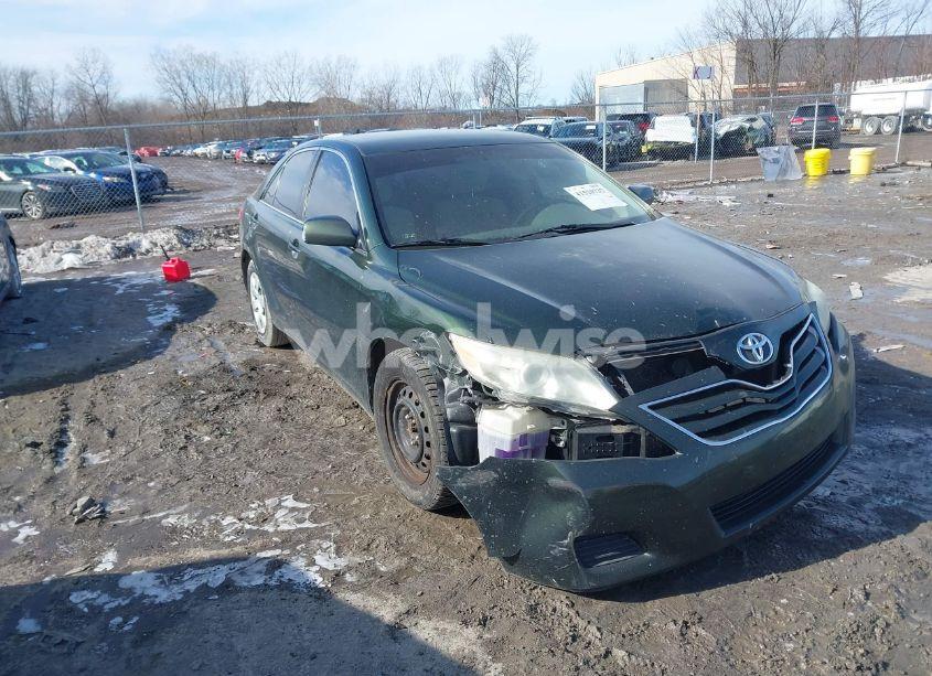2010 Toyota Camry LE (VIN 4T1BF3EK8AU526448) main photo