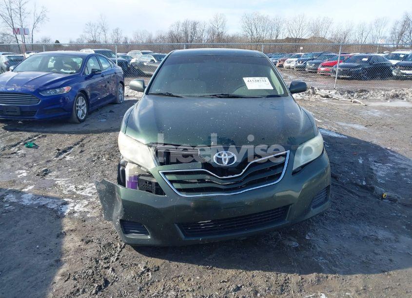 Photo 12 of 2010 Toyota Camry LE (VIN 4T1BF3EK8AU526448)