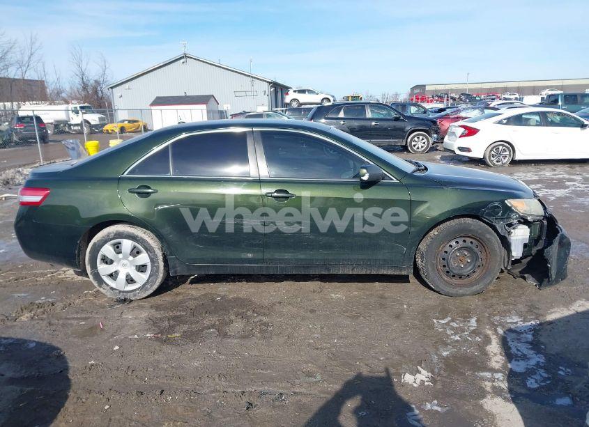 Photo 13 of 2010 Toyota Camry LE (VIN 4T1BF3EK8AU526448)