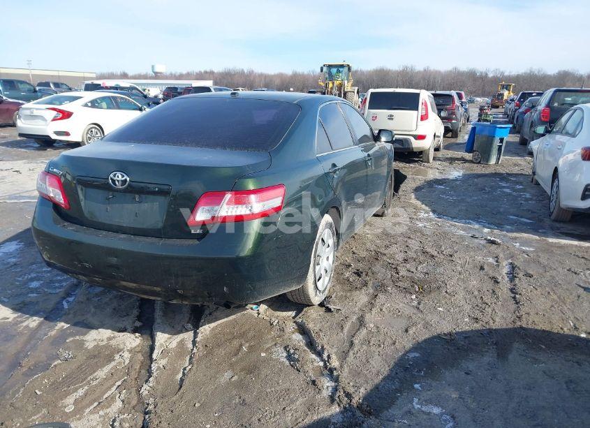 Photo 4 of 2010 Toyota Camry LE (VIN 4T1BF3EK8AU526448)