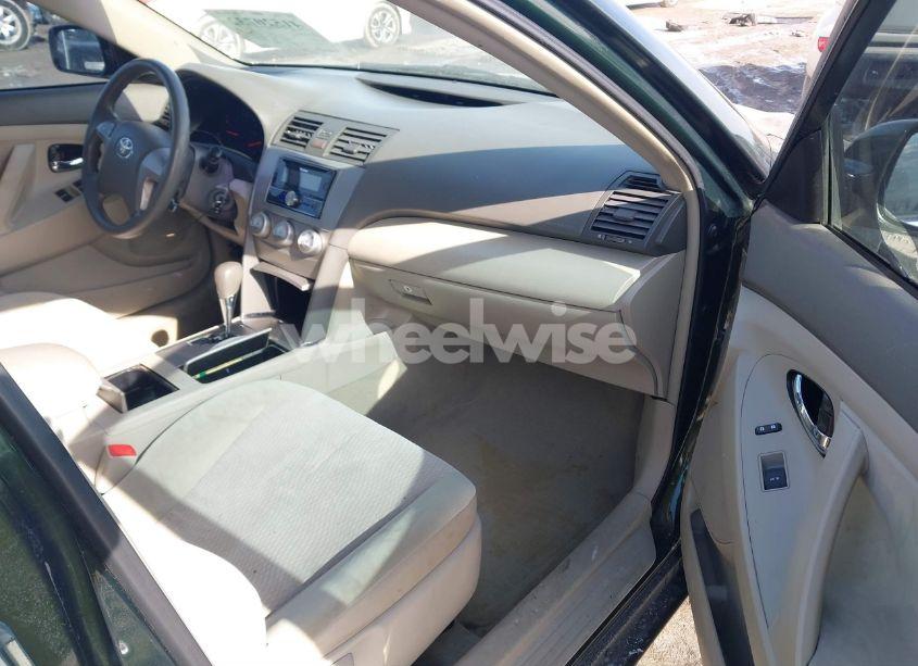 Photo 5 of 2010 Toyota Camry LE (VIN 4T1BF3EK8AU526448)