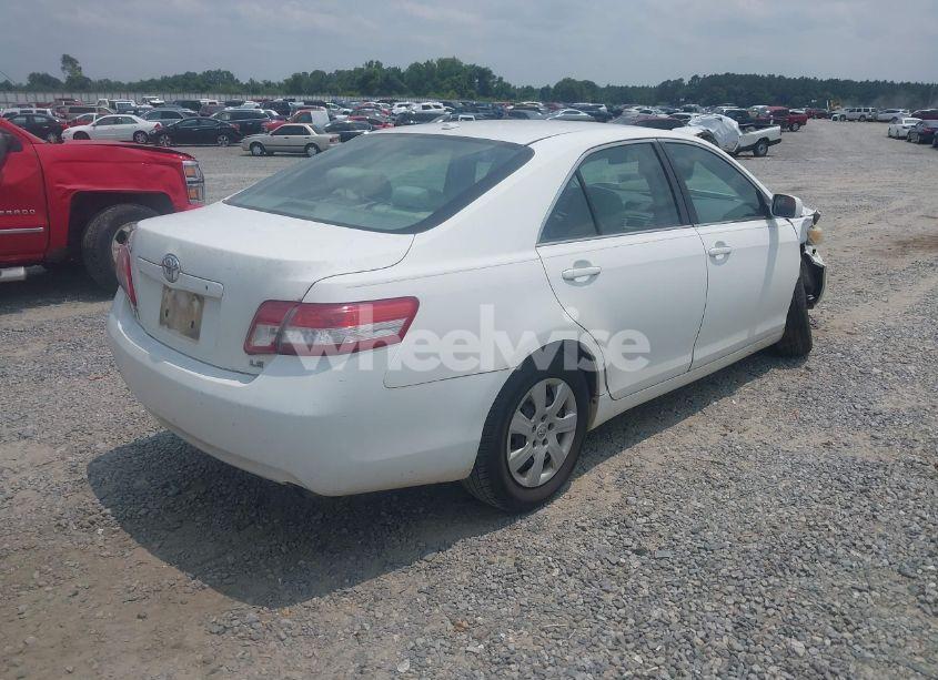 Photo 4 of 2010 Toyota Camry LE (VIN 4T1BF3EK8AU530032)