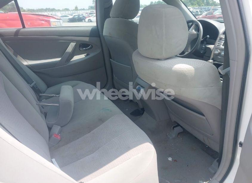 Photo 8 of 2010 Toyota Camry LE (VIN 4T1BF3EK8AU530032)