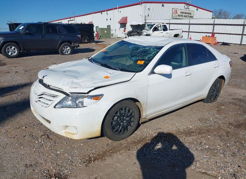 Photo 2 of 2010 Toyota Camry (VIN 4T1BF3EK8AU530130)